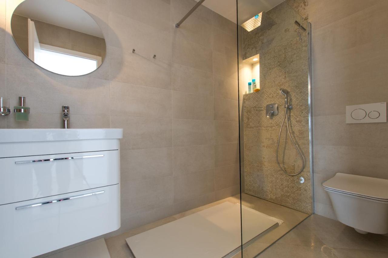 Smaragd - Perle - Luxury With Shared Pool Apartament *