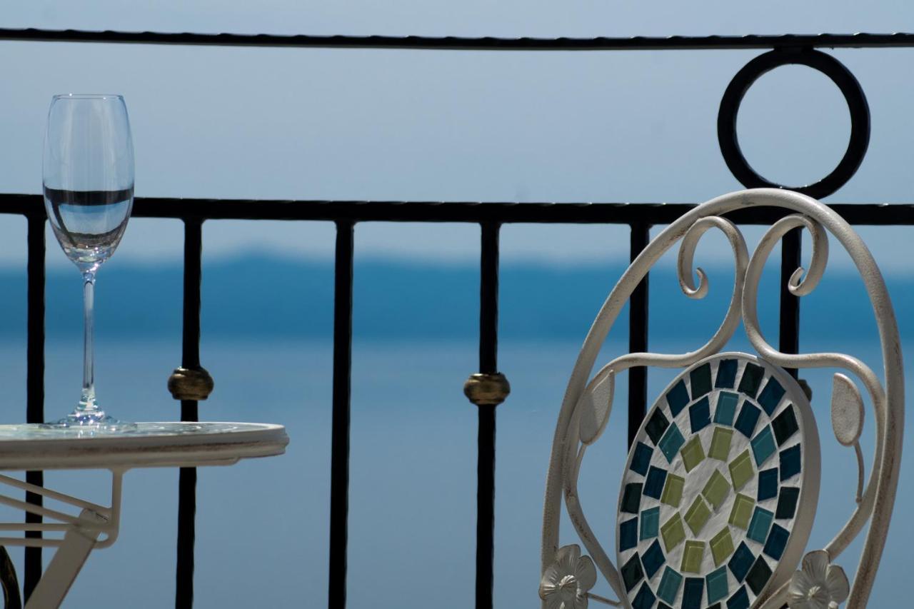 Smaragd - Perle - Luxury With Shared Pool Apartman