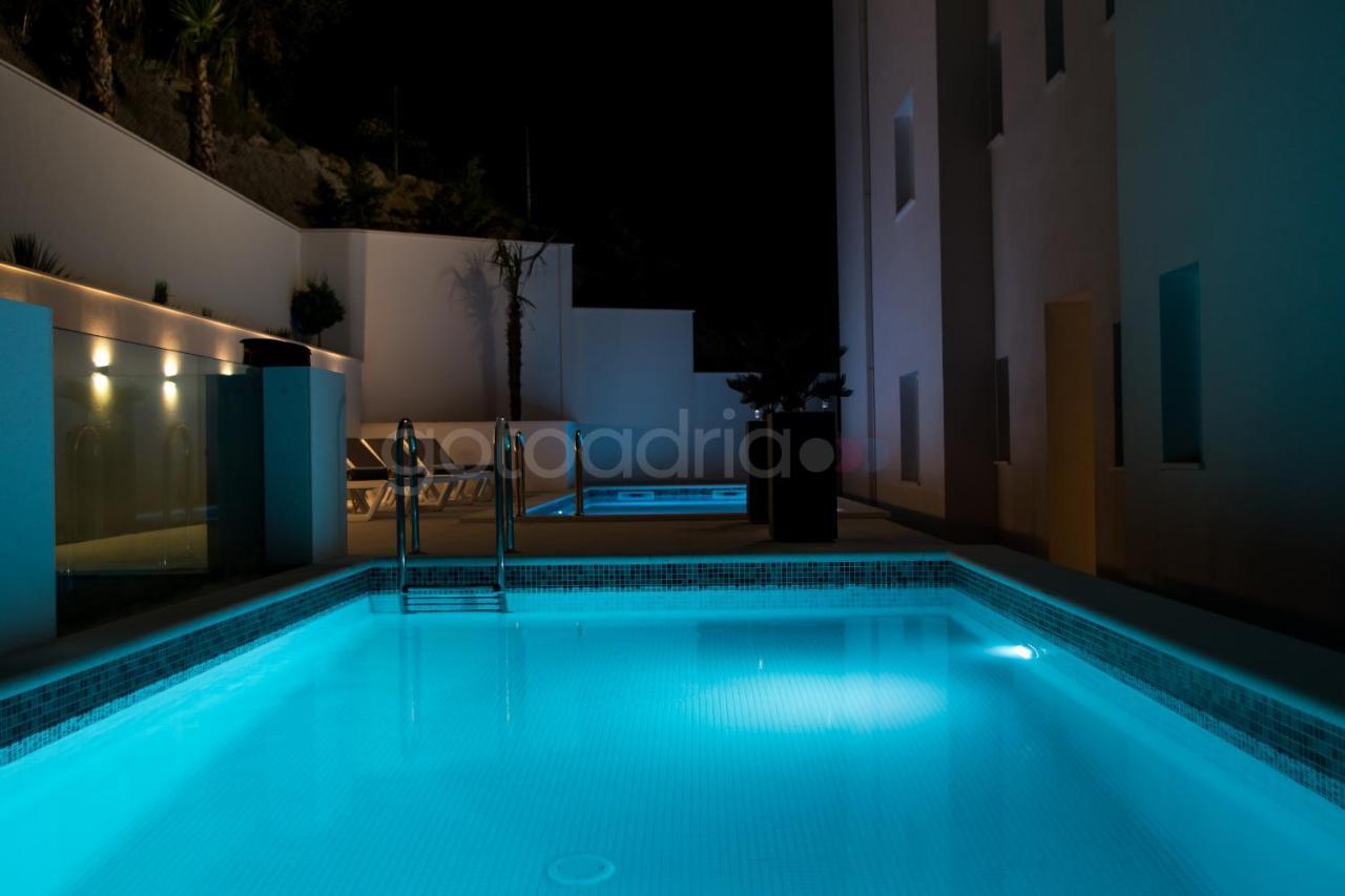 Smaragd - Perle - Luxury With Shared Pool Apartament