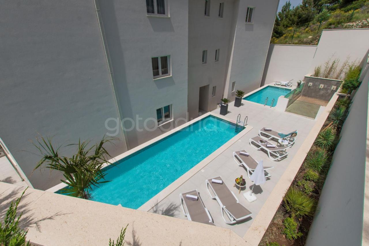 Apartman Smaragd - Perle - Luxury With Shared Pool Makarska