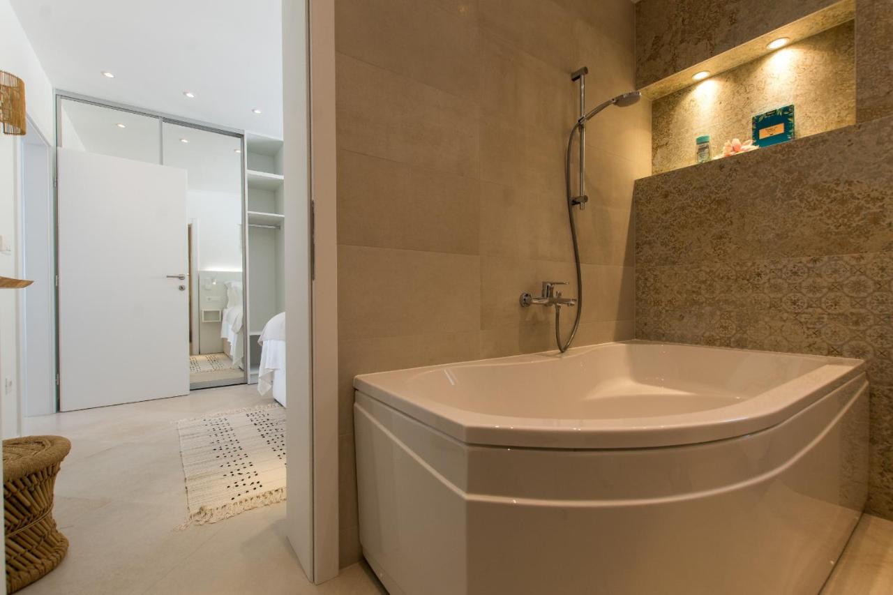 Smaragd - Perle - Luxury With Shared Pool Appartement Makarska